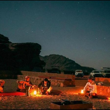 Bedouin Adventure & Tours Hotel Wadi Rum Buitenkant foto