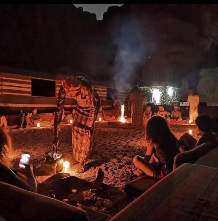 Bedouin Adventure & Tours Hotel Wadi Rum Buitenkant foto