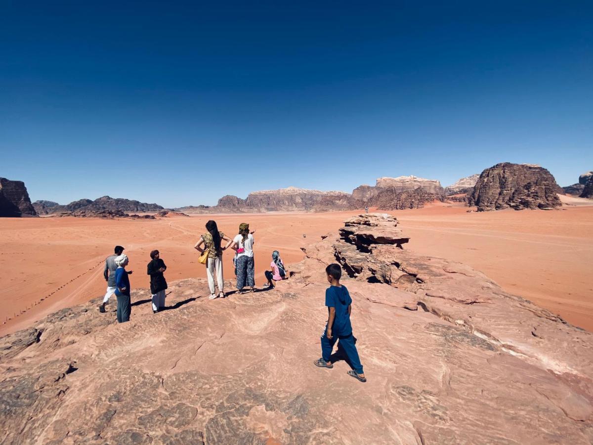 Bedouin Adventure & Tours Hotel Wadi Rum Buitenkant foto