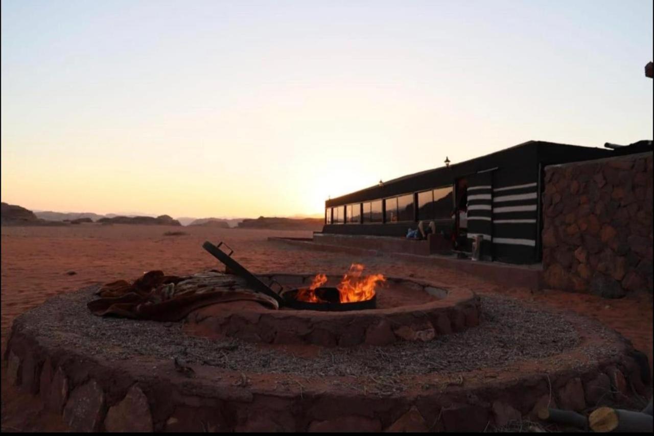 Bedouin Adventure & Tours Hotel Wadi Rum Buitenkant foto