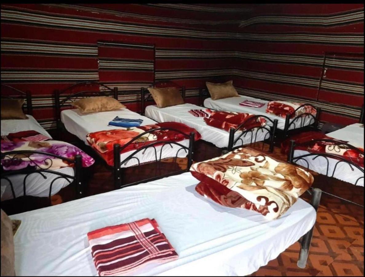 Bedouin Adventure & Tours Hotel Wadi Rum Buitenkant foto