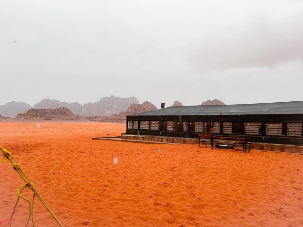 Bedouin Adventure & Tours Hotel Wadi Rum Buitenkant foto