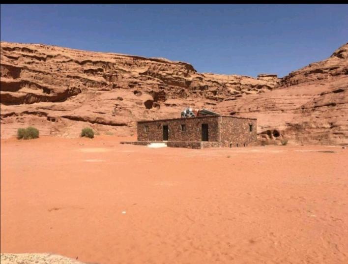 Bedouin Adventure & Tours Hotel Wadi Rum Buitenkant foto