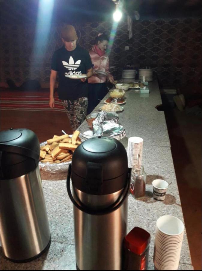 Bedouin Adventure & Tours Hotel Wadi Rum Buitenkant foto
