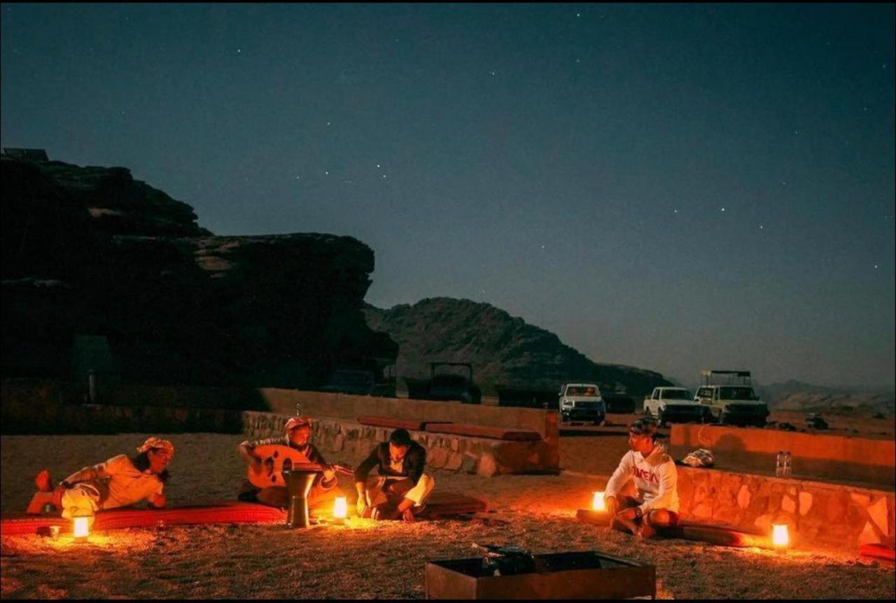 Bedouin Adventure & Tours Hotel Wadi Rum Buitenkant foto